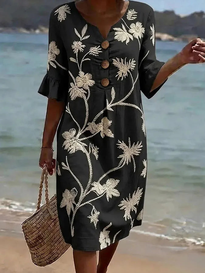 Janet | Casual women's dress with floral print.