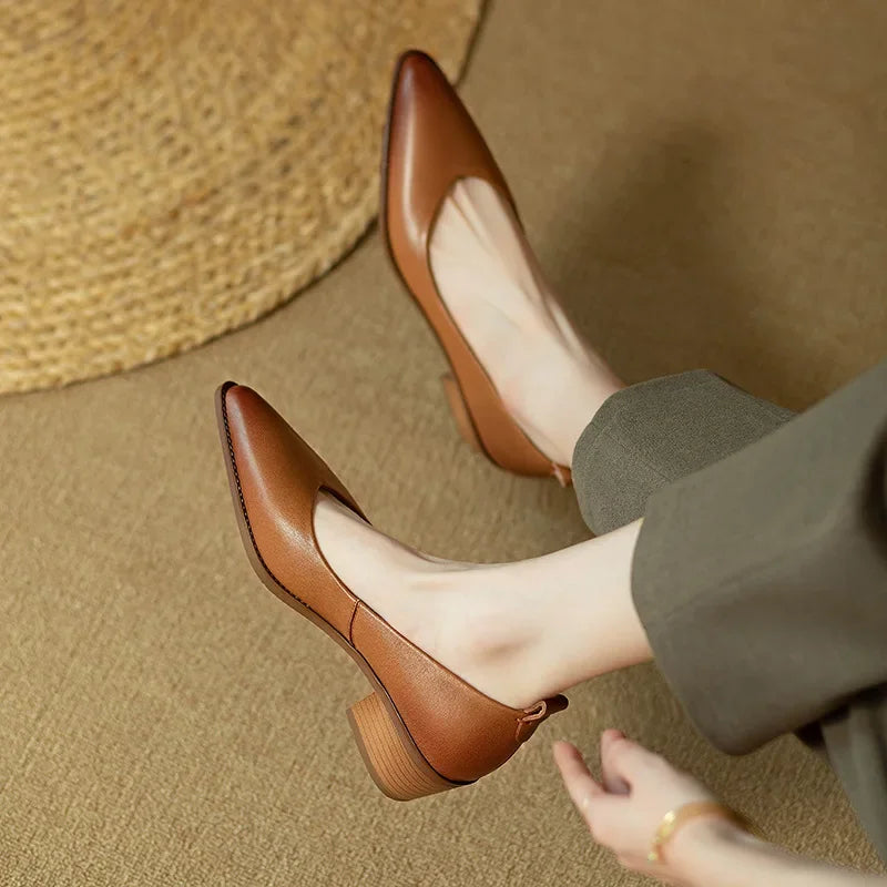 Nancy | Classic Orthopedic Pumps