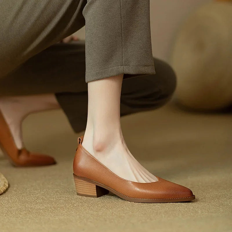 Nancy | Classic Orthopedic Pumps