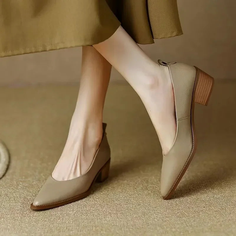Nancy | Classic Orthopedic Pumps